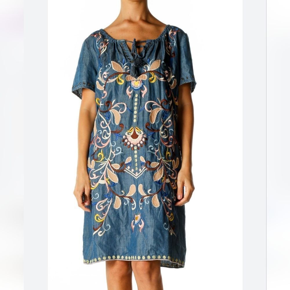 Chelsea & Theodore Embroidered Denim Dress with Pockets Size S